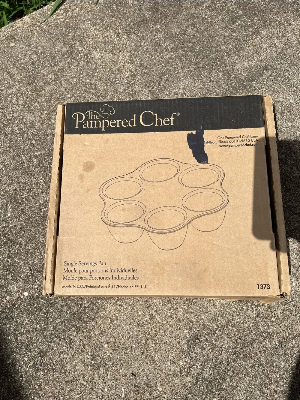 Pampered Chef stoneware Single Servings Pan - Brown